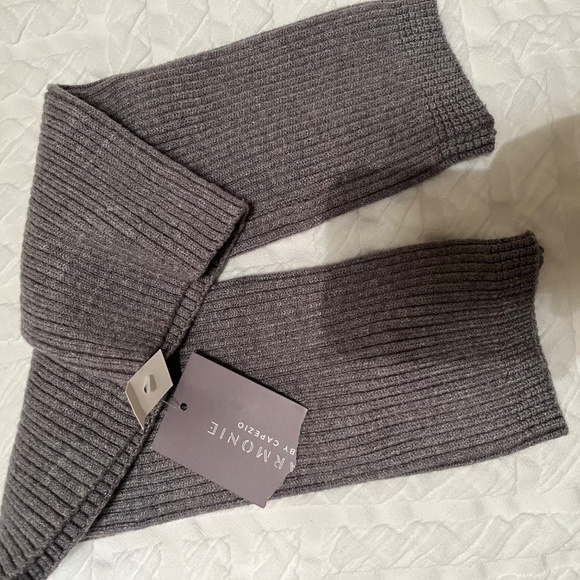 Harmonie by Capezio Ribbed Gray Ballet Leg Warmers 12” - Picture 2 of 3